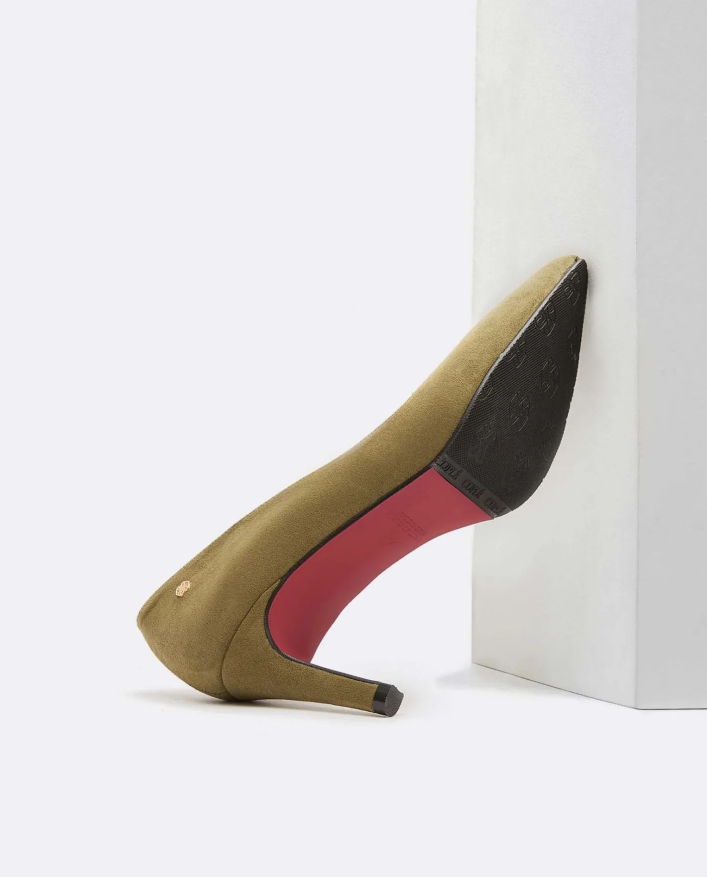 Cuplé Salon Pico Ultrasuede Kaki^Mujer Salones & Stilletos